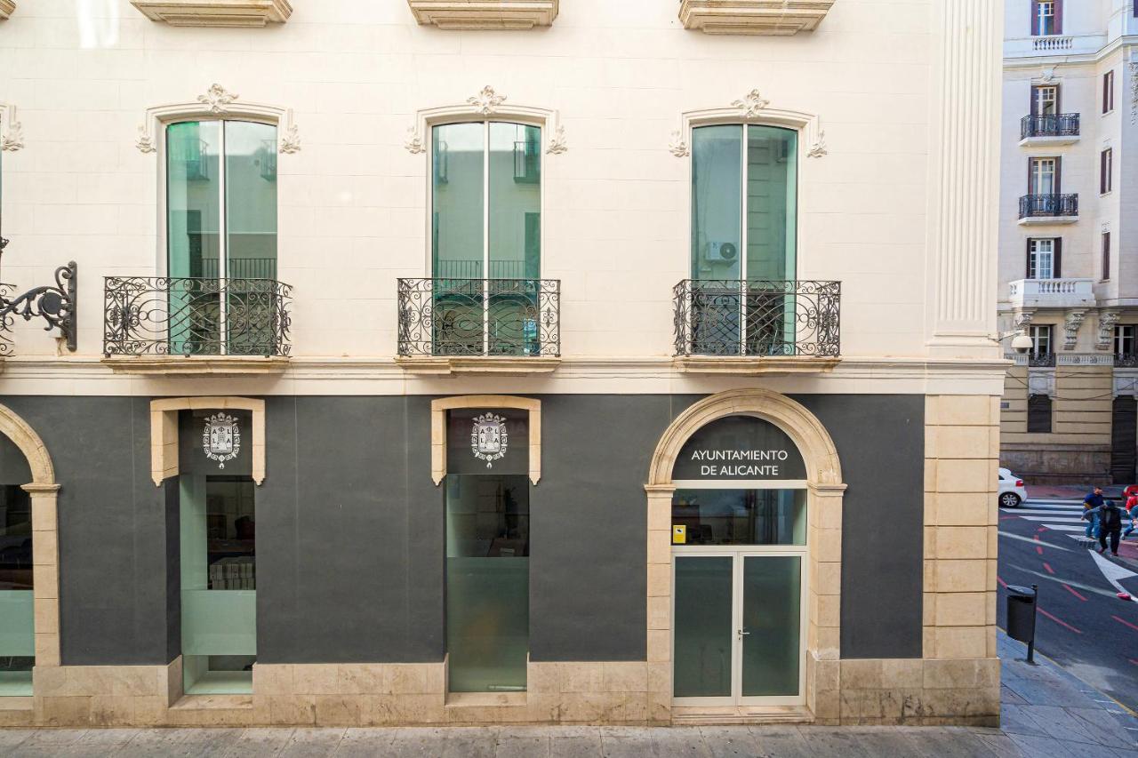 Pension Ayuntamiento Alicante Exterior photo